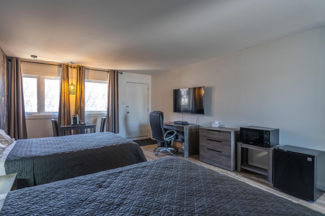 Motel Le 2020 Charlevoix à La Malbaie Extérieur photo